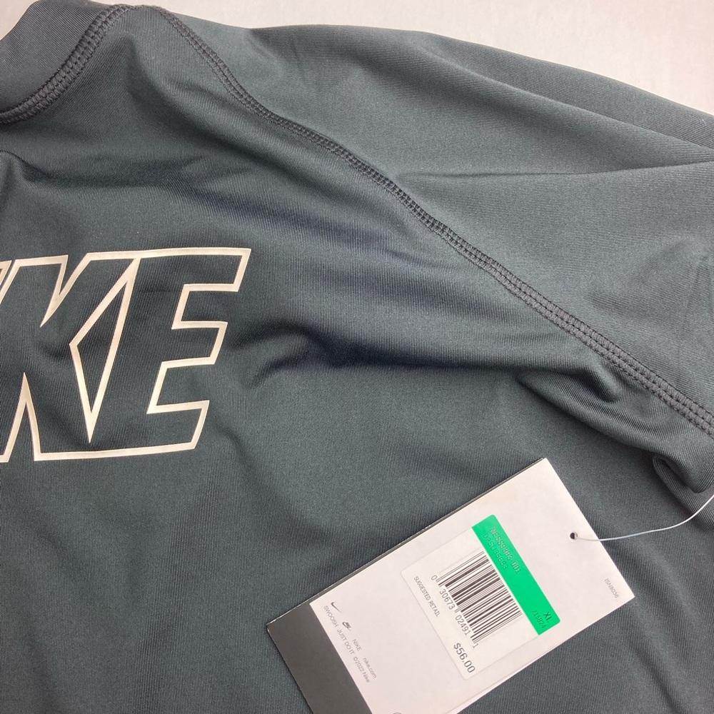 Nike swim dri fit long sleeves - Picture 5 of 8